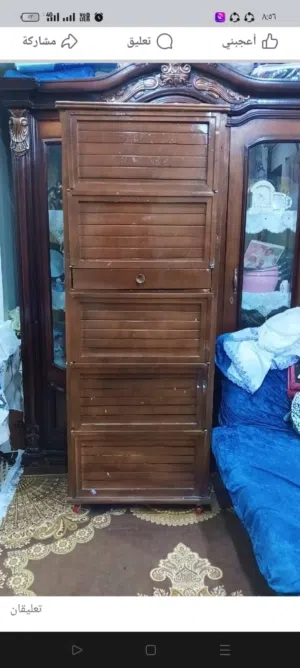 جزامة 5ارفف ودرج خشب زان وام دي اف  مقاس 180ف70سم ارفف قلاب تقيله جدا وعجل لتسهيل النقل فالعصافرة