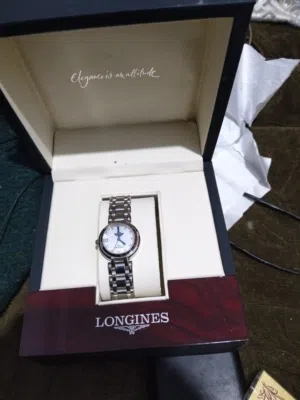 Others . Analog Quartz . Metallic . Used1