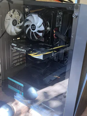 Pc فئه متوسطه قوي للبيع