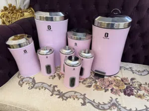 مجموعه حافظات مطبخ للرز والسكر والحليب مع سله مهملات و4حافظات صغار 8قطع جديد غير مستعمل من تركيا