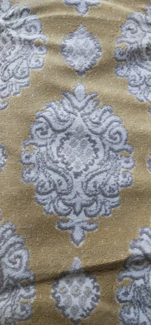yellow and white carpet