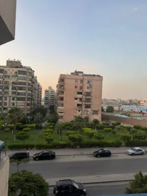 شقة للبيع في حي السفارات مدينة نصر
