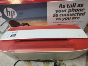 فرصة.. طابعة HP وايرلس مدمجة بحالة الوكالة (بالكرتون وكامل أغراضها)