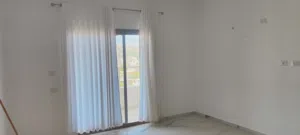 شقة مميزة للايجار بالجابريات
