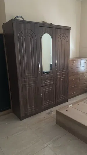 خزانه  ملابس