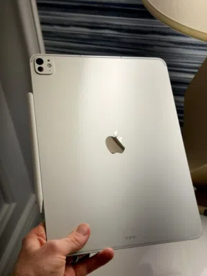 Apple iPad Pro M4 11‐inch موديل 2024 — 256GB
