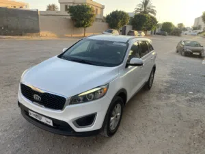 Used Kia Sorento in Tripoli