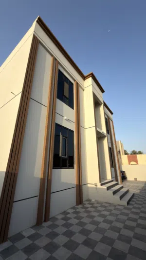 للبيع فيلا طابقين السويق (البداية)