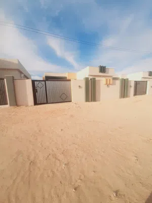 منزل ارضي للبيع