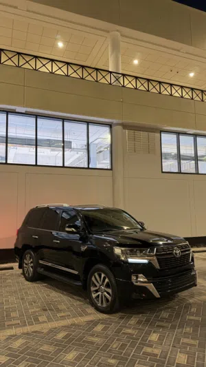 Used Toyota Land Cruiser in Southern Governorate