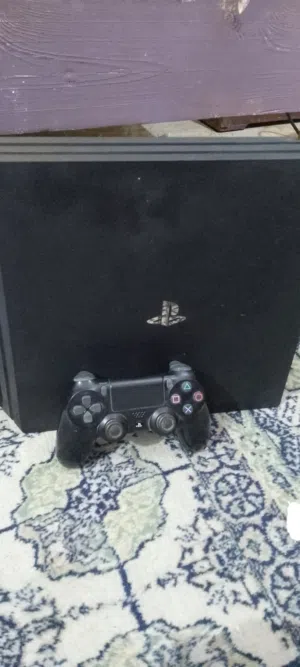 جهاز بلاي 4 برو اوروبي اصدار 11.52 جاهز للتهكير بالقرص مستعمل قليل وياه اقراص 1 تيرا يدة وحدة للبيع