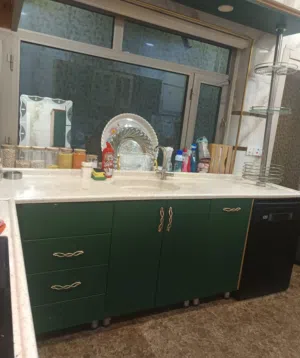 مطبخ تركي مستعمل للبيع مع ملحقاتها