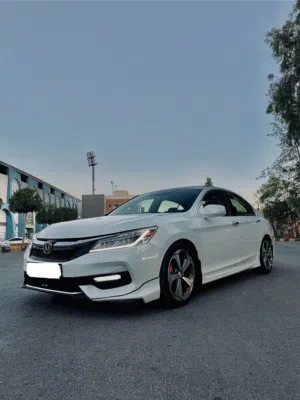 Honda Accord 2017 Hybrid Touring اكورد 2017 هايبرد تورينج