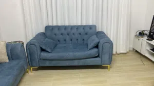 طقم كنب للبيع ب خشب سويد على واقع اجمل شريتو ب400استعمال سنتين فقد
