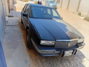 كاديلاك  للبيع