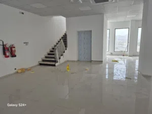 Showroom for rent