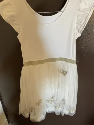 Girls . Dresses . White . Used1