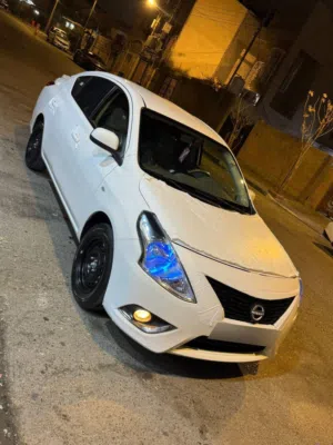 نيسان صني هندي