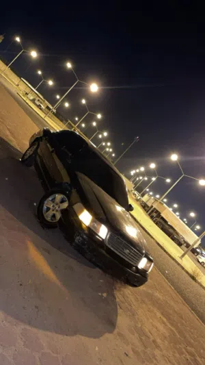 فورد كراون فكتوريا 2007 صالون أسود بحالة جيدة مع تأمين شامل