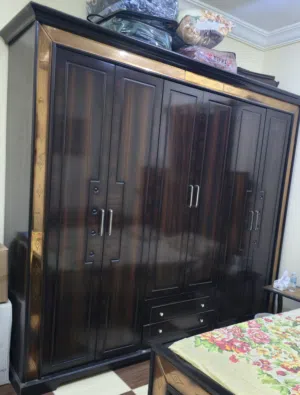 1 Double Bed, 1 Closet, Dreasing Table ,Majlis.