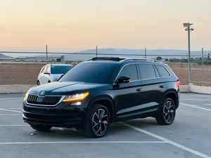 سكودا-كودياك-فل-الفل-فتحة-سقف-بانوراما-190-حصان-4x4-2020-دفع-رباعي-عداد-قليل-30000