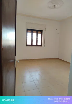 شقة الدور التاني ف الحشان شارع الغاز