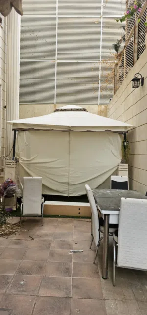 خيمه حديقه 4 ونص في 4 ونص