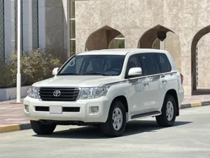 TOYOTA LANDCRUISER GX V6 MODEL 2015