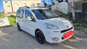 بيجو بارتنار