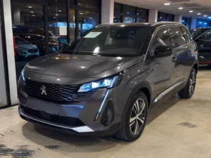 2024 Peugeot 5008