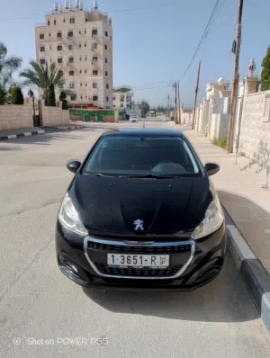 سياره بيجو للبيع