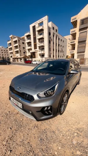 كيا نيرو EX TOURING فحص كامل - فل ما عدا الفتحه