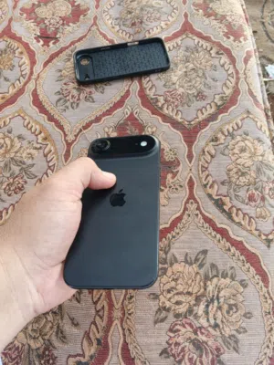 iPhone 17 air آيفون 17 آير اسود بحالة ممتازة