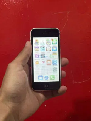 Apple iPhone 5 32 GB in Tulkarm