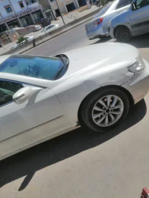 Used Hyundai Azera in Tripoli