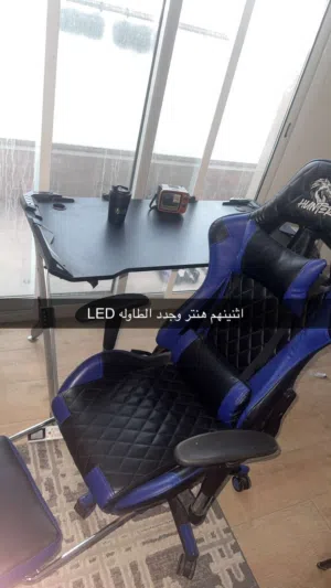 للبيع طاوله وكرسي قيمنق