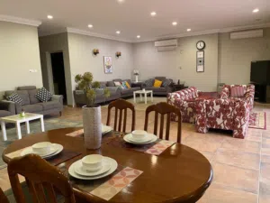 4 Bedrooms . 4 Bathrooms . 1175 m20