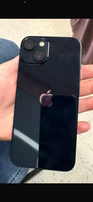 Apple iPhone 13 128 GB in Amman