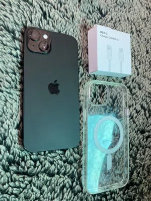 Iphone 15 plus and iPhone 15 pro max ايفون 15 بلس وكمان ايفون 15 برو ماكس سعر حرق للبيع اقرا الوصف