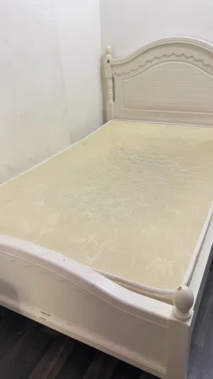 سريرين للبيع