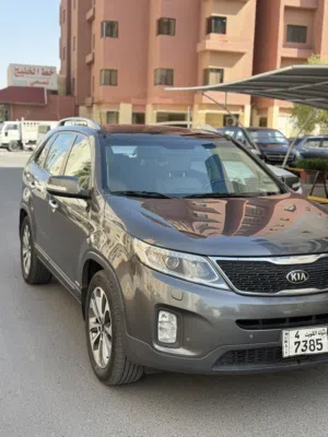 Used Kia Sorento in Hawally