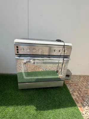 طباخ ماركة ايطالية