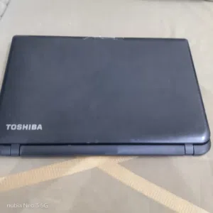 لابتوب ماركة توشيبا للبيع في جدة