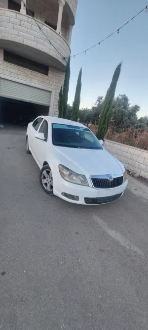 اوكتافيا-2011