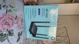 راوتر وایفای منزلي AC1200 Dual-Band Wi-Fi Router