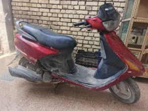 متاح دراجه فراشه دراجه مفتوحه مره وحده كلشي شغال بيه باقي المعلومات بلوصف