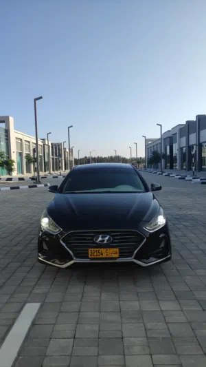 Used Hyundai Sonata in Dhofar