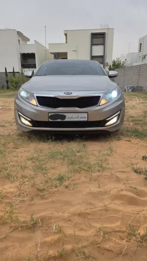 كيا اوبتما K5 2011