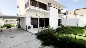 دار في كرادة مريم للبيع