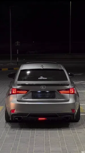 للبيع لكزس IS250 F Sport موديل 2015 وارد